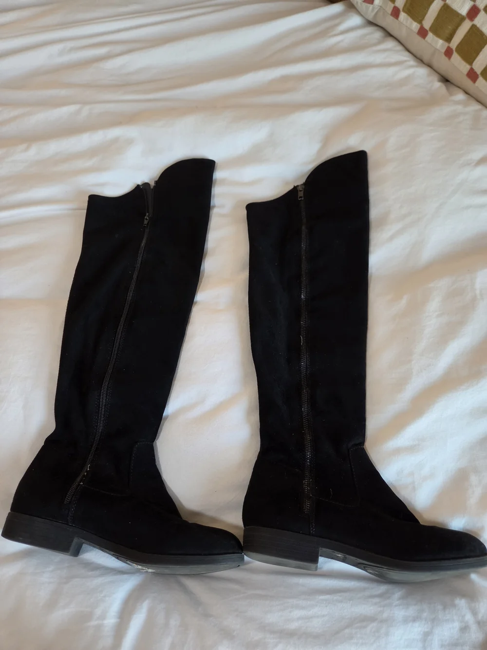 Black Knee-High Women's Boot 6.5